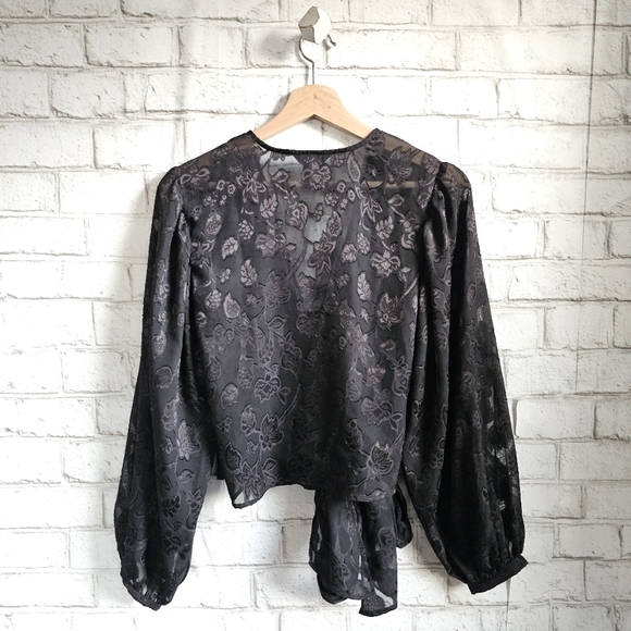 EXPRESS Black Floral Sheer Wrap Blouse, XS - Picture 2 of 6